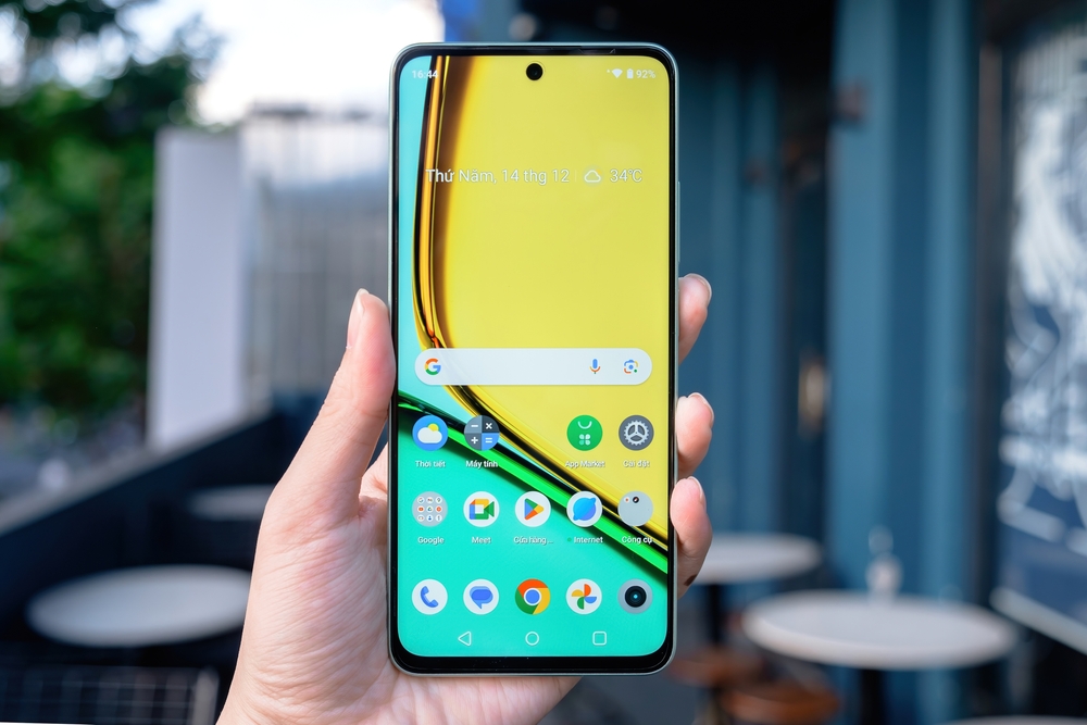 Обзор Realme C67: недорогой, но мощный