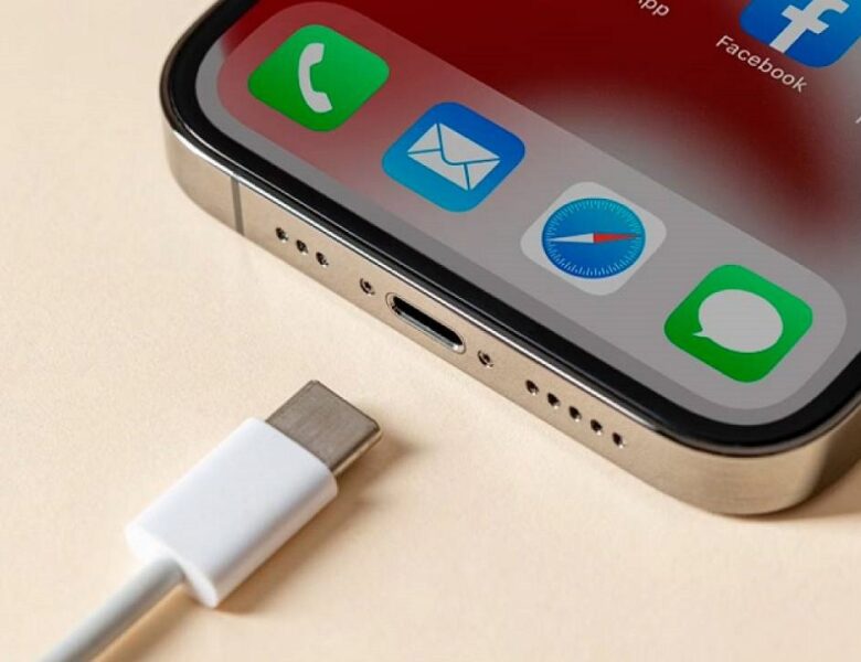 iPhone на зарядке, но не заряжается: причины и решения
